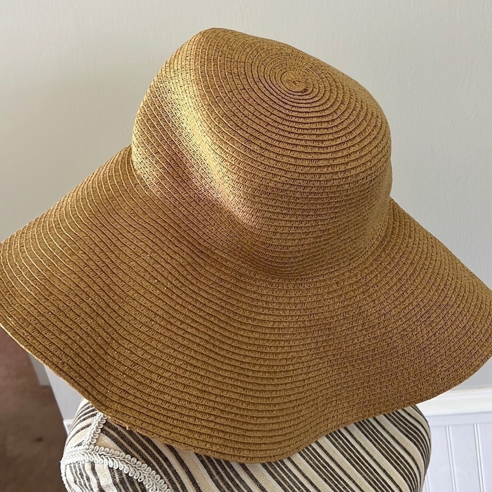 Old Navy Natural Color Wide Brim Hat